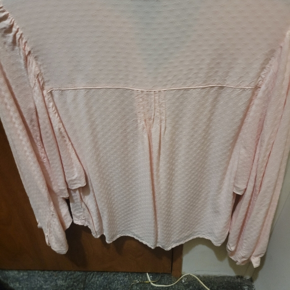 Top - Picture 2 of 4